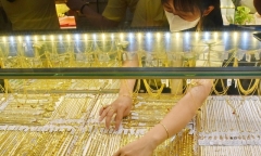Giá vàng hôm nay (27/2): Vàng SJC giảm 100.000 đồng/lượng