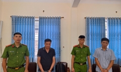 Vì sao nguyên hiệu trưởng, kế toán trưởng trường ở miền núi Nghệ An bị bắt?