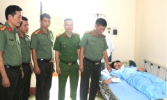 Diễn biến mới vụ người đàn ông đâm em dâu, cố thủ trong nhà dọa tự sát ở Thái Nguyên