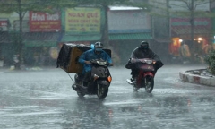 Chiều nay (4/7) Bắc Bộ xuất hiện mưa dông, vùng núi mua to đến rất to