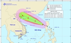 Tin bão mới nhất chiều 2/10: Bão số 4 giật cấp 10, diễn biến phức tạp