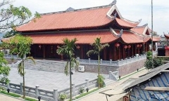 Đại gia Nghệ An xây “biệt phủ” 50 tỷ làm hồi môn cho con gái kinh doanh gì?