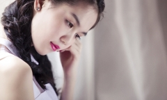 Ngọc Trinh vì yêu mà khóc đến độ phải đi khám mắt