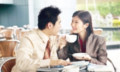 Vợ ngoại tình nhưng mãi không chịu ly hôn