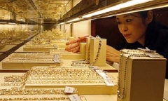 Giá vàng hôm nay 5/5: Giá vàng SJC giảm thêm 40.000 đồng/lượng