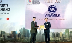 Thái Bình: Dùng dao sát hại bác rồi leo lên nóc miếu cố thủ