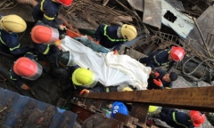 Lại sập giàn giáo ở Hà Tĩnh, một công nhân tử vong