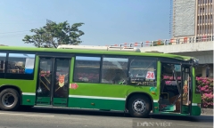 Xe container va chạm với giá long môn ở TP.HCM: Đường quốc lộ ùn tắc hơn 3km