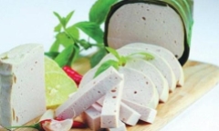 Tết đang đến rất gần, bật mí hội chị em công thức làm giò lụa đơn giản tại nhà với máy xay sinh tố