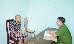 Hà Nam: Em trai lẻn vào nhà chị gái trộm két sắt