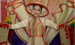 Thiếu sót của Miss Universe bị cư dân mạng chỉ trích