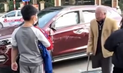 Nghi vấn cụ ông gần 70 tuổi, cụt chân lái ô tô gây tai nạn ở Bắc Ninh: Công an đang xác minh