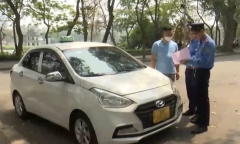 Hà Nội: Tài xế taxi “chặt chém” du khách nước ngoài bị phạt hơn 12 triệu đồng