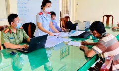 Tung tin cấm chợ để bán được nhiều hàng, người đàn ông bán thịt heo bị xử phạt 5 triệu đồng