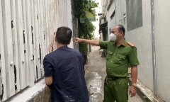 TP.HCM: Thuê người tạt sơn nhà con nợ để đòi 1,2 tỷ đồng