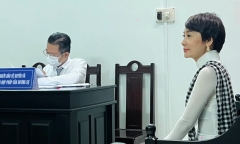 Cô giáo uống thuốc tự tử trước mặt hiệu trưởng yêu cầu nhà trường bồi thường 2 tỷ đồng