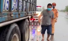 Vụ tài xế vi phạm tố CSGT Quảng Trị đánh: Tước bằng lái, phạt 47,5 triệu đồng 