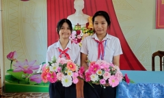 Tin thời sự mới nóng nhất 27/11: Hai nữ sinh lên mạng tìm người đánh rơi 12,5 triệu đồng