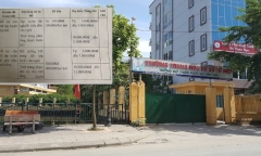 Một trường THCS ở Hà Nội bị tố lạm thu, với danh sách 24 khoản thu và 1 hạng mục phát sinh