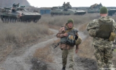 Trọng tâm cuộc khủng hoảng Ukraine chuyển hướng về Donbas, nguyên nhân do đâu?