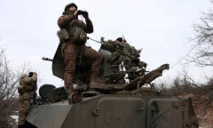 Ukraine tuyên bố đánh bật Nga khỏi thành phố ở Donetsk