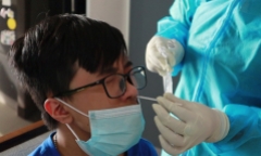 Số ca có COVID-19 có khuynh hướng tăng, TP.HCM thiết lập thêm nhiều trạm y tế lưu động