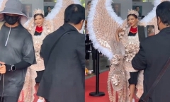 Thanh niên tặng bạn gái trang phục làm từ 1,4 tỷ tiền mặt khiến dân tình dậy sóng