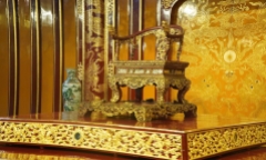 Vụ phá hoại Ngai vua triều Nguyễn: Cho thôi việc 2 nhân viên bảo vệ