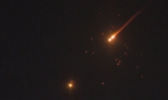 Iran công bố video tuyên bố khai hỏa tên lửa, bắn trúng chiến đấu cơ của Mỹ