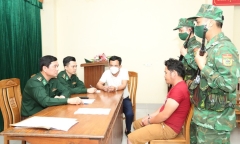 Bắt 2 nghi phạm người Lào dùng ô tô chở lô ma túy 