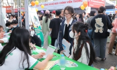Tuyển sinh đại học 2025: “Nở rộ” một loạt ngành học mới, thí sinh có nên chọn?