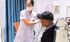 Triệu tập nhóm liên quan vụ nữ sinh bị đánh hội đồng tại Cao đẳng Việt Xô số 1