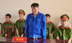 Nhiều lần đốt nhà mẹ ruột và mẹ chồng của 