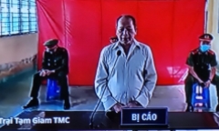 Đâm bạn tử vong trong lúc chơi đánh bài, người đàn ông lãnh án 12 năm tù