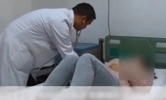 Bà mẹ Trung Quốc lên cơn vỡ mạch máu não vì dạy học con học bài