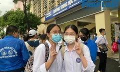 Thí sinh rạng rỡ kết thúc kỳ thi tốt nghiệp THPT 2021 đợt 1