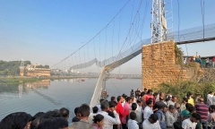 Bắt giữ 9 đối tượng trong vụ sập cầu ở Ấn Độ khiến ít nhất 141 người thiệt mạng 