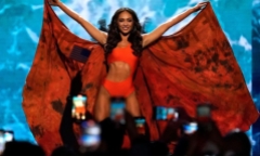 Tân Hoa hậu Miss Universe 2022 tiết lộ không tắm gội suốt hai tuần dự thi