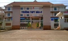 Bình Phước: Hiệu trưởng tử vong ở sân trường, nghi do rơi từ tầng 3