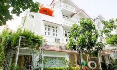 Vy Oanh khoe trọn không gian biệt thự hoành tráng, diện tích lên đến 1.400 m2