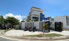 Vụ chủ biệt thự nằm gục trên vũng máu ở Nha Trang: Khám nghiệm hiện trường