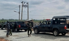 Nigeria: Đang ở trong trường, hơn 200 học sinh bị bắt cóc