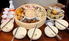 Khi cúng lên dùng nước lọc, nước trà, nước ngọt hay rượu?