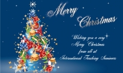 Á hậu quý bà Thu Hương khoe ảnh hạnh phúc bên chồng con