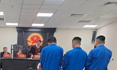 Cướp tài sản, tấn công người đồng tính nam ở Hà Nội, 3 bị cáo lĩnh tổng 58 năm tù