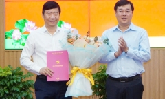 Chủ tịch UBND tỉnh Đồng Tháp nghỉ hưu trước tuổi theo nguyện vọng