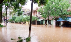 Sau bão Thần Sấm, Lạng Sơn ngổn ngang trong rác thải và bùn đất