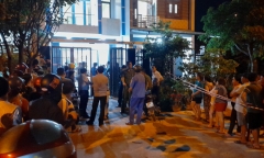 Vụ 2 bé gái sinh đôi tử vong bất thường ở Đà Nẵng: Mẹ nhảy cầu được cứu sống