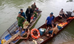 Tìm thấy thi thể bé trai 8 tuổi mất tích khi đi tắm sông