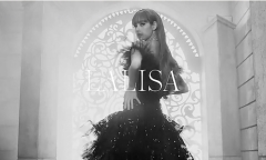 Tin tức giải trí mới nhất ngày 9/9: Lisa (BLACKPINK) khoe thần thái 